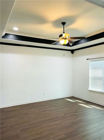 8218 Merlin Pl, Corpus Christi, TX 78414