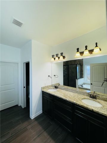 8218 Merlin Pl, Corpus Christi, TX 78414