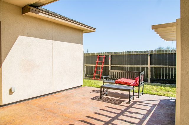 8218 Merlin Pl, Corpus Christi, TX 78414