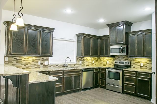 8218 Merlin Pl, Corpus Christi, TX 78414