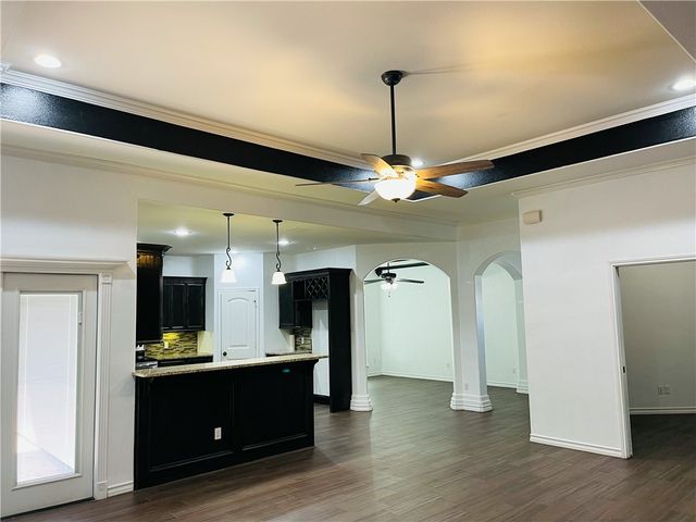 8218 Merlin Pl, Corpus Christi, TX 78414