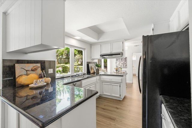 8535 Winding Way, Fair Oaks, CA 95628