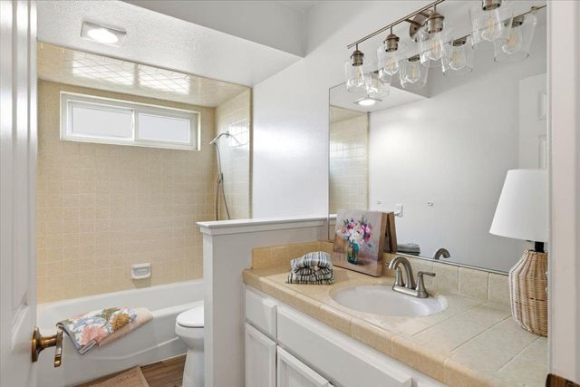 8535 Winding Way, Fair Oaks, CA 95628