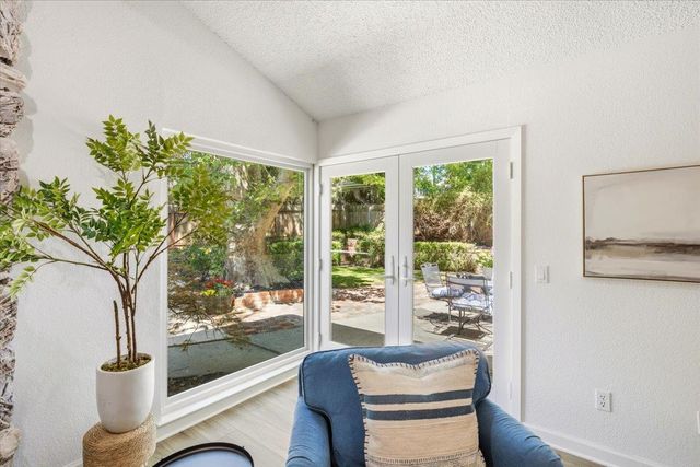 8535 Winding Way, Fair Oaks, CA 95628