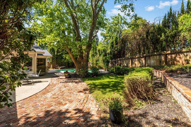 8535 Winding Way, Fair Oaks, CA 95628