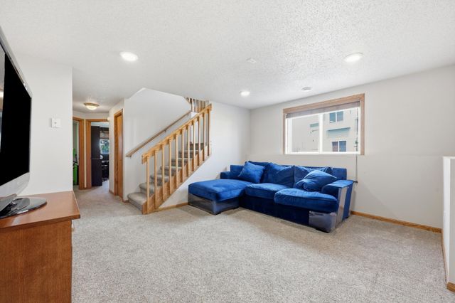 3501 10th Street S, Moorhead, MN 56560