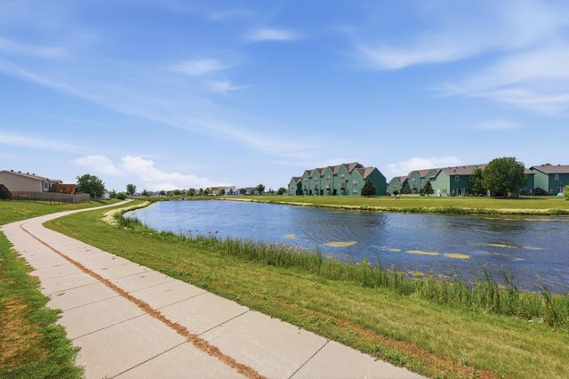 3501 10th Street S, Moorhead, MN 56560