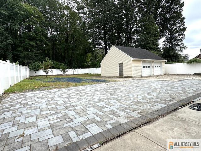 2950 Washington Road, Sayreville, NJ 08859