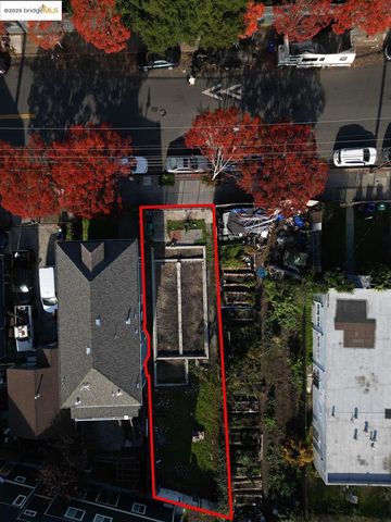 1633 8Th St, Oakland, CA 94607