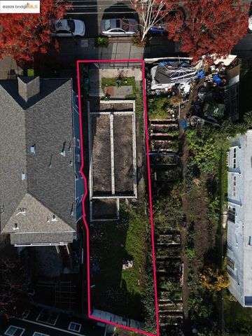 1633 8Th St, Oakland, CA 94607