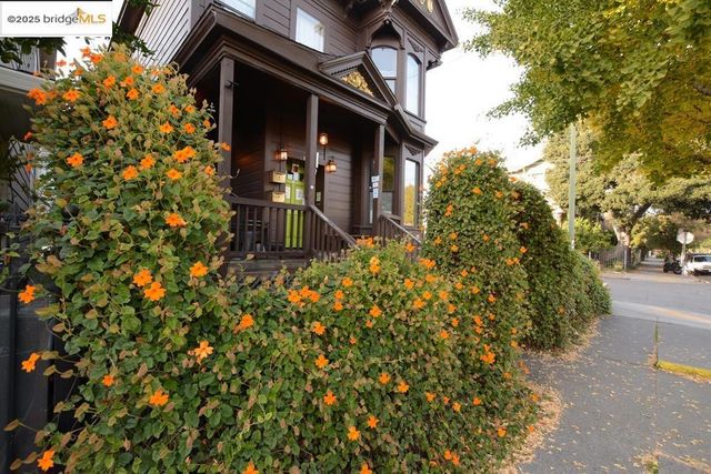 1633 8Th St, Oakland, CA 94607