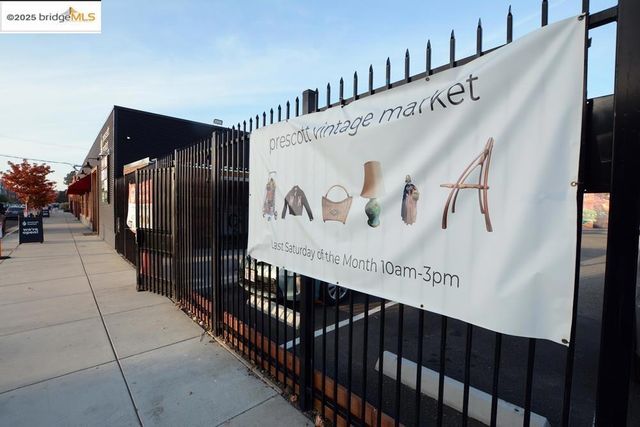 1633 8Th St, Oakland, CA 94607