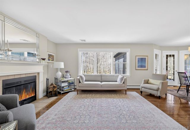 5 Gabriels Drive, Chester, NY 10918