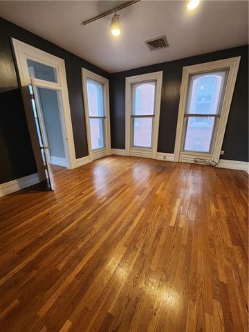 1070 Washington Street, Kansas City, MO 64105