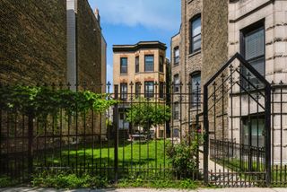 3140 N Kenmore Avenue 3, Chicago, IL 60657