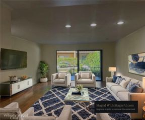 124 Tangelo Unit 390, Irvine, CA 92618