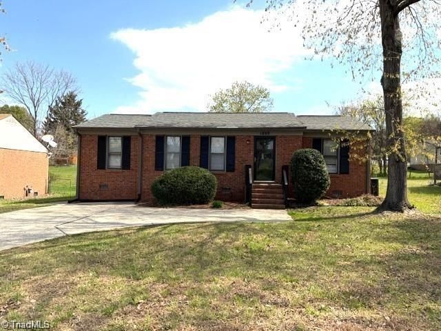 1809 Acorn Road, Greensboro, NC 27406
