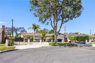 626 S Corta, Santa Ana, CA 92704