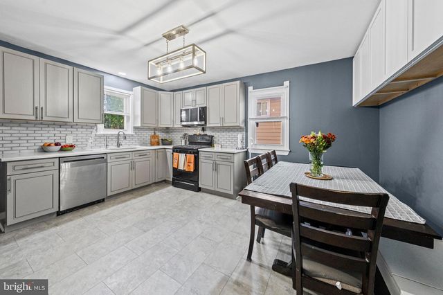 7513 BRIGHTSIDE AVE, Baltimore, MD 21237