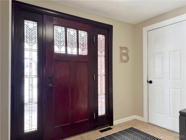 4245 Rancho Park Drive, Clay, NY 13090