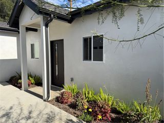 1072 N Vinedo Avenue, Pasadena, CA 91107