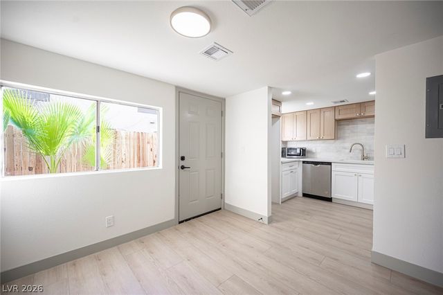 208 North Bruce Street C, Las Vegas, NV 89101