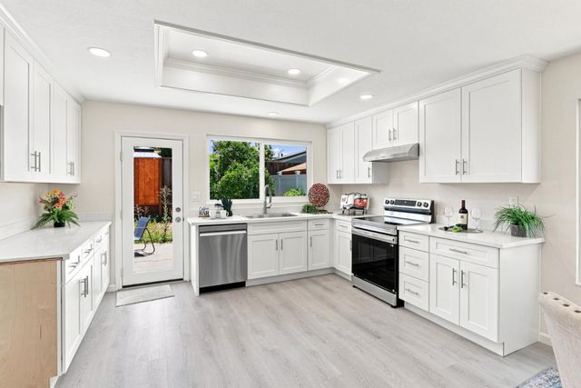1274 MAYHEW Drive, San Jose, CA 95121
