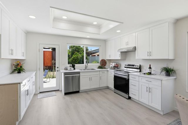 1274 MAYHEW Drive, San Jose, CA 95121
