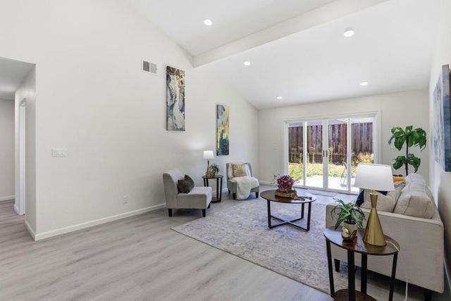 1274 MAYHEW Drive, San Jose, CA 95121
