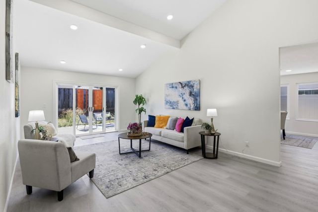 1274 MAYHEW Drive, San Jose, CA 95121