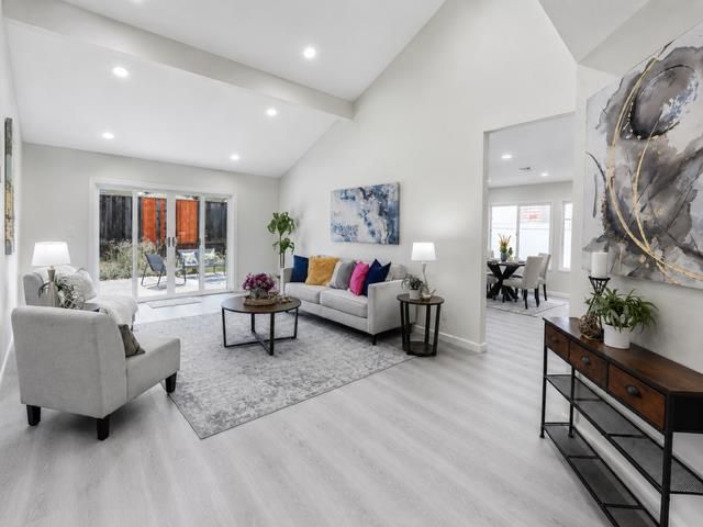 1274 MAYHEW Drive, San Jose, CA 95121