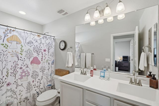 4261 E AMBER Lane, Gilbert, AZ 85296