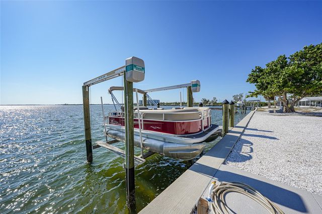 1350 AQUA VIEW LANE, Englewood, FL 34223