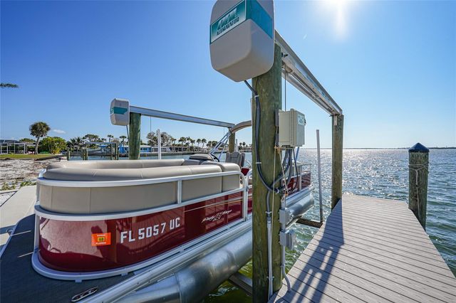 1350 AQUA VIEW LANE, Englewood, FL 34223