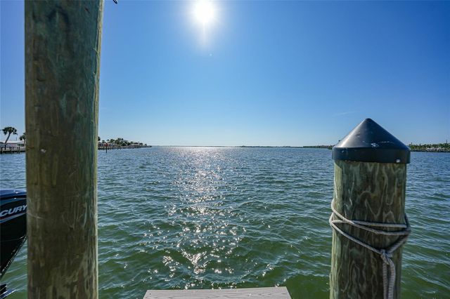 1350 AQUA VIEW LANE, Englewood, FL 34223