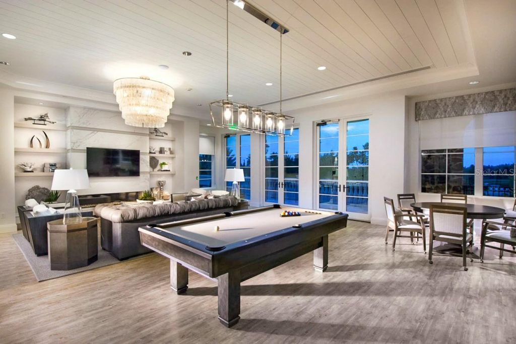 8376 CATAMARAN CIRCLE