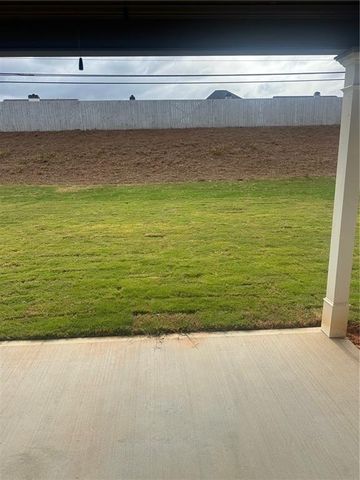 636 Rodeo Drive, Auburn, GA 30011