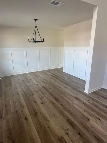 636 Rodeo Drive, Auburn, GA 30011