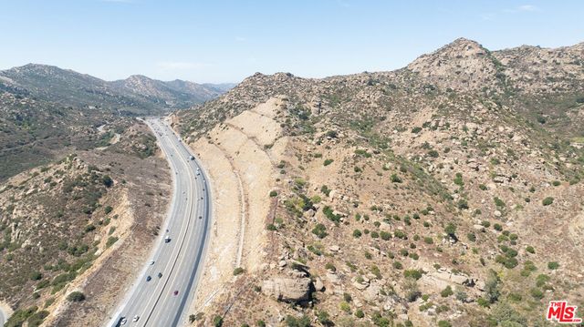 0 0, Chatsworth, CA 91311