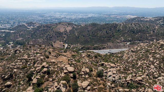 0 0, Chatsworth, CA 91311