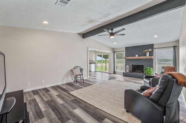558 Copperhead, Mineral Wells, TX 76067
