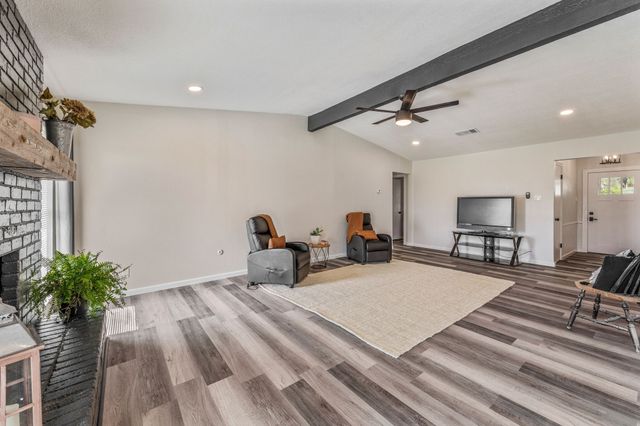 558 Copperhead, Mineral Wells, TX 76067