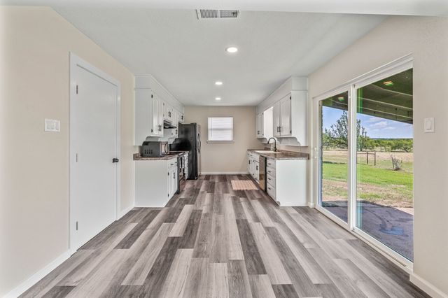 558 Copperhead, Mineral Wells, TX 76067