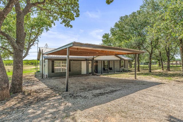 558 Copperhead, Mineral Wells, TX 76067
