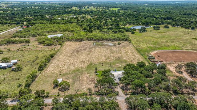 558 Copperhead, Mineral Wells, TX 76067