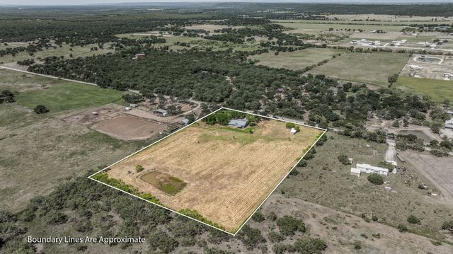 558 Copperhead, Mineral Wells, TX 76067
