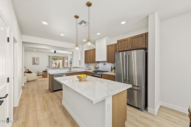4410 E CAMPO BELLO Drive, Phoenix, AZ 85032