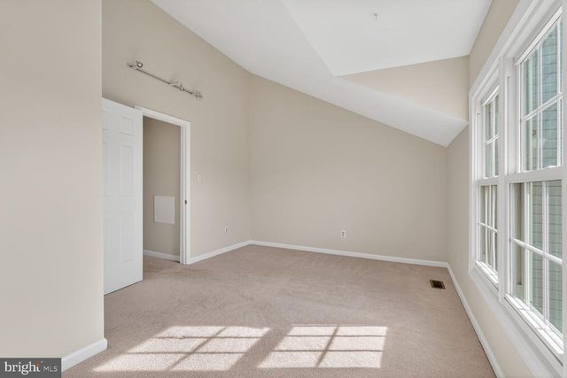 119 RIVER RD, Occoquan, VA 22125