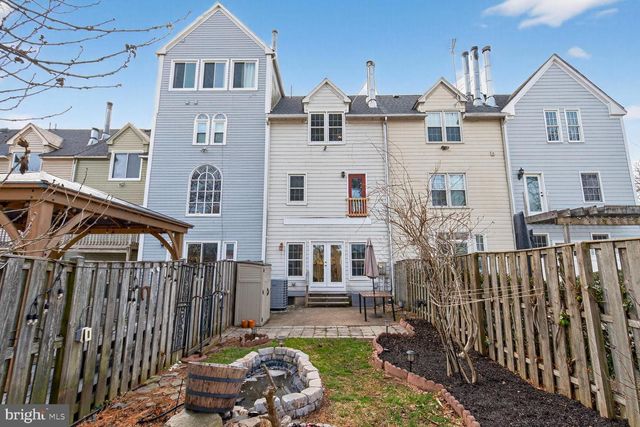 119 RIVER RD, Occoquan, VA 22125