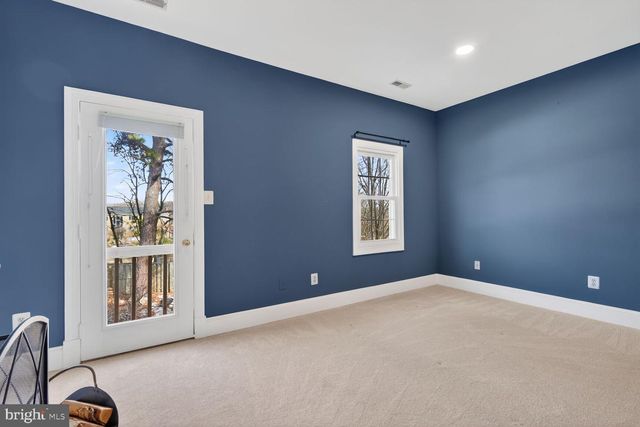 119 RIVER RD, Occoquan, VA 22125